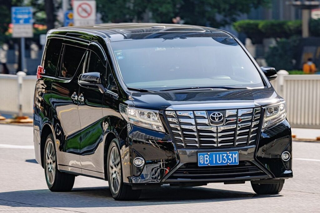 Voiture Blindée : Toyota Alphard Armored